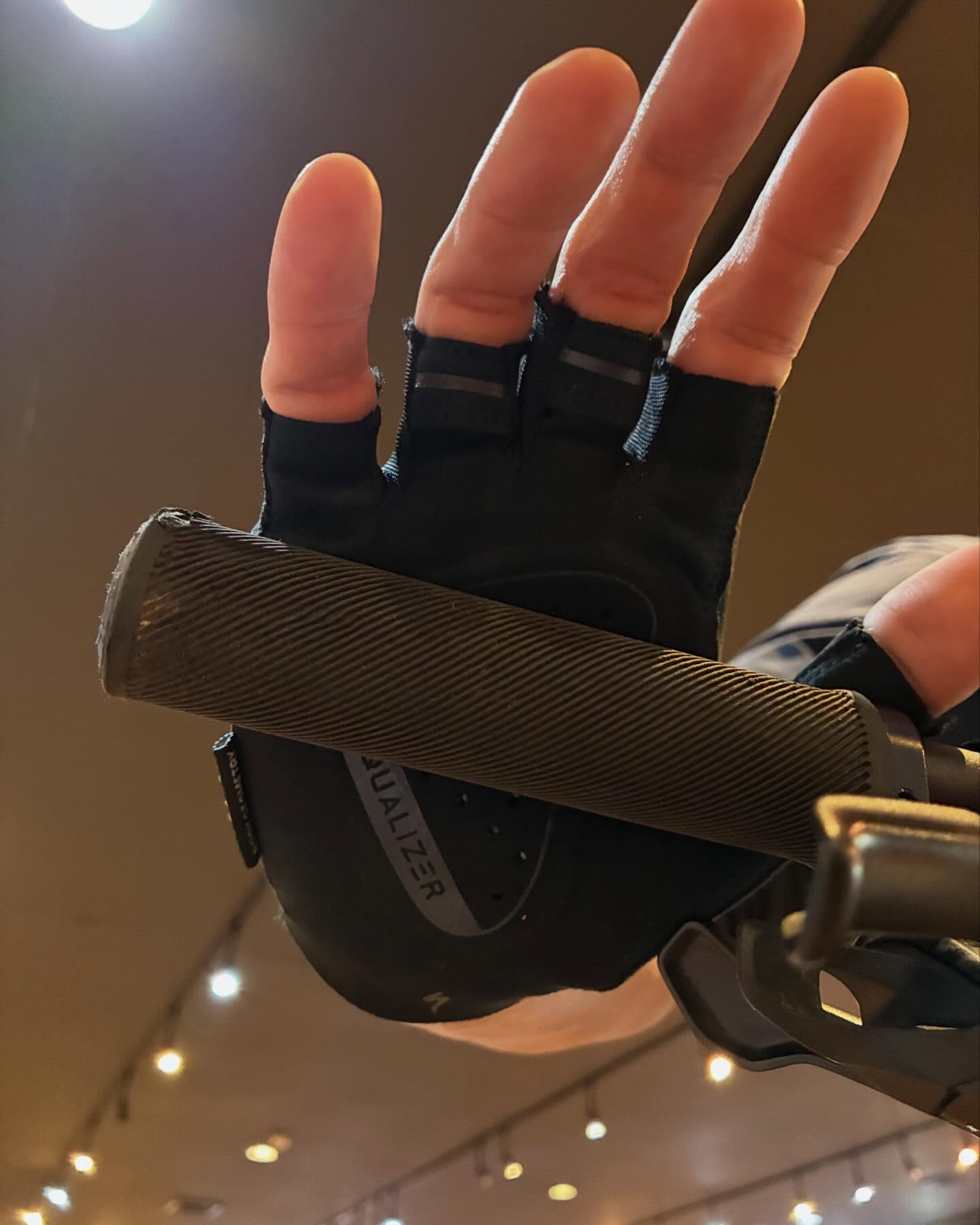 📣春夏グローブ入荷！