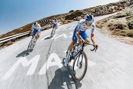 「中学生・高校生でも始められる？ロードバイクの費用と買い方」