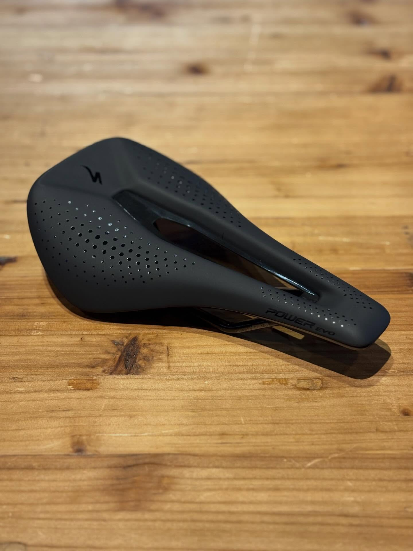 🛎️NEWサドル入荷!