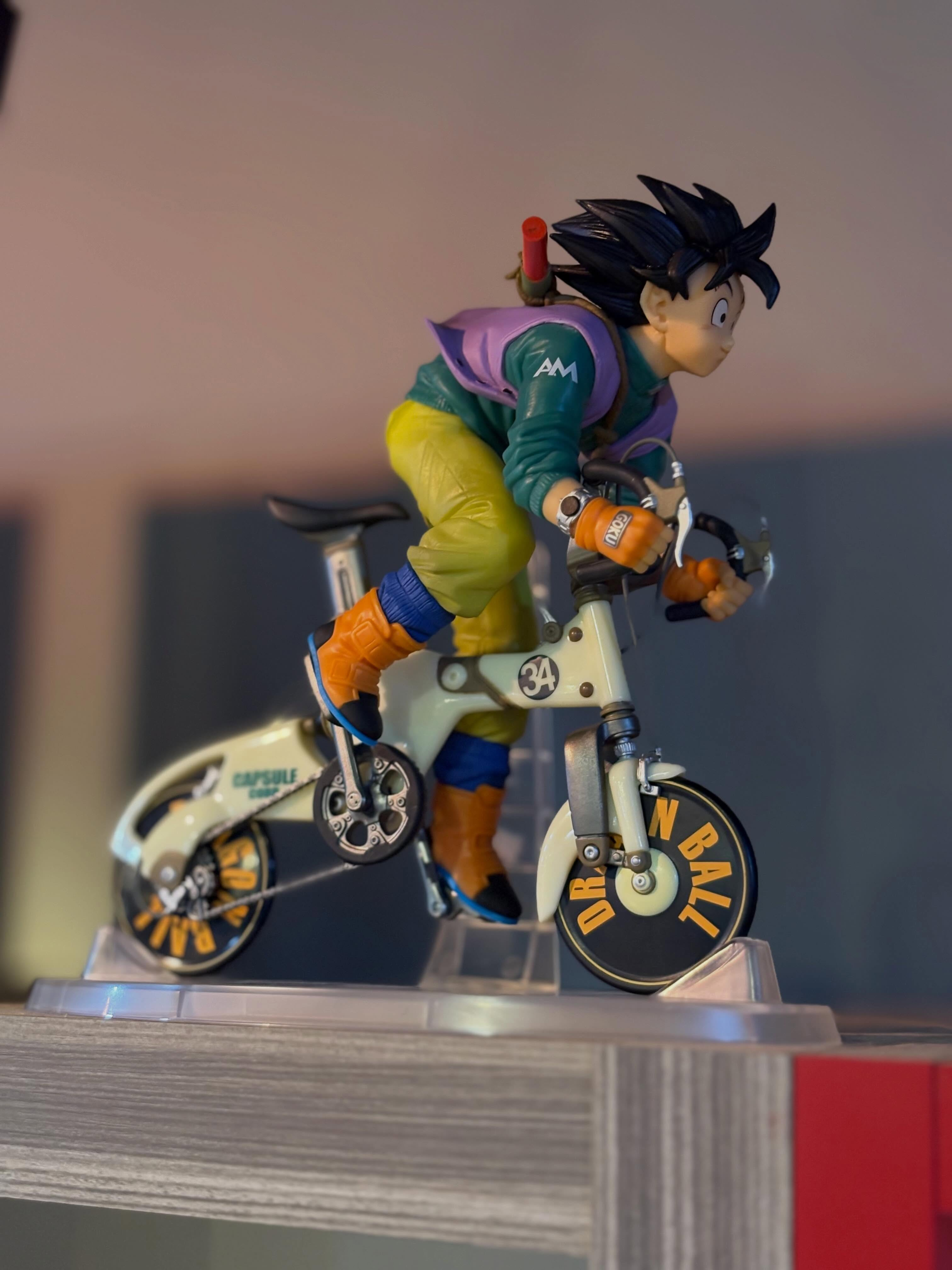 店内にはいろいろな自転車小物があります🚲