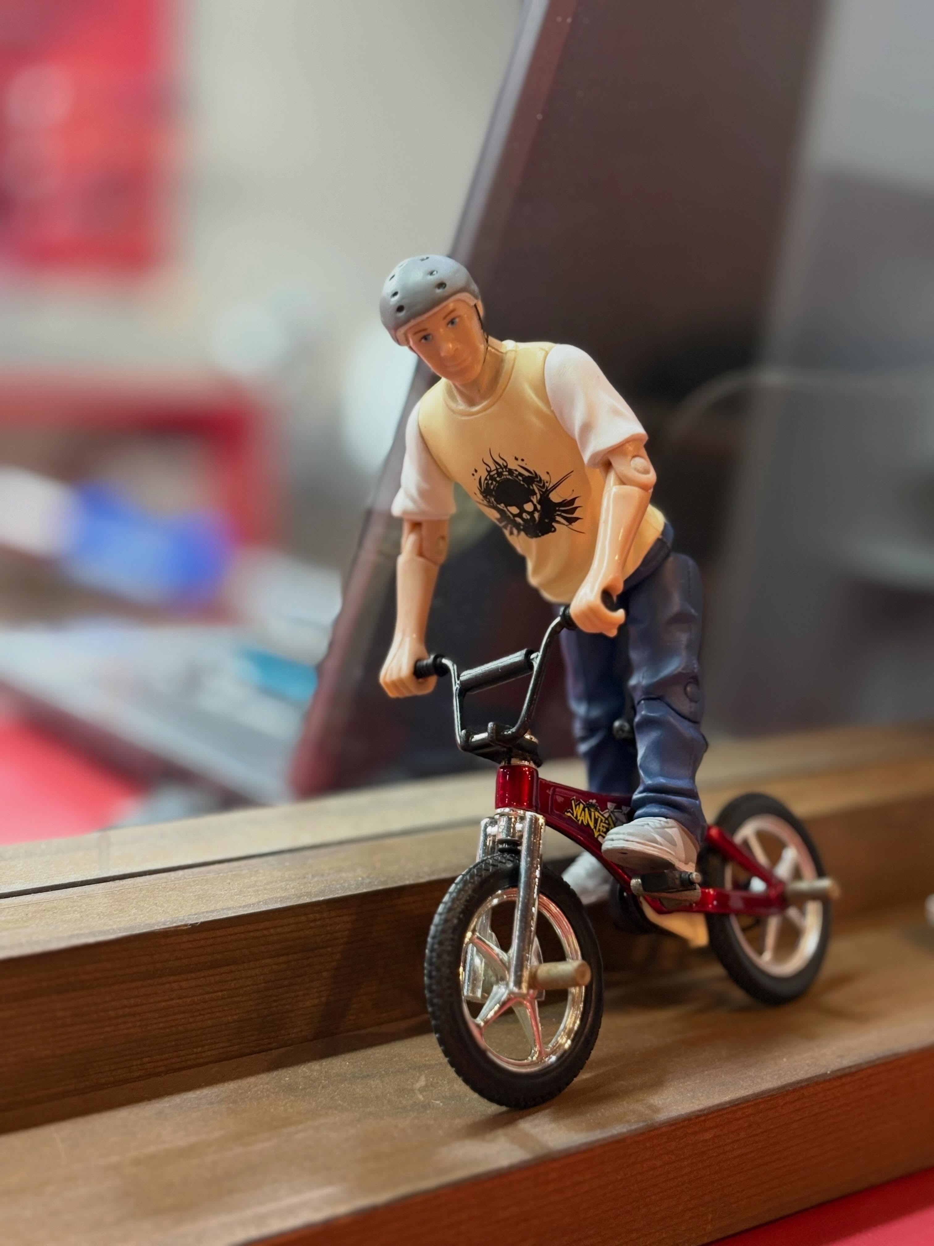 店内にはいろいろな自転車小物があります🚲